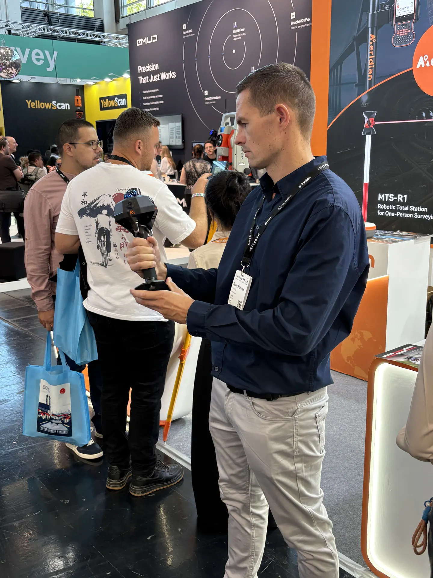 Handheld 3D scanner demonstration at INTERGEO 2026